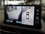 ◆マルチビューカメラシステム◆運転席から見づらい前後左右を、ナビ画面の映像で確認。見通しの悪い交差点や狭い道でのすれ違い、駐車などをサポートします。