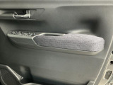 【現車確認及び来店納車のお願い】この対応は、メール等での車両状態のイメージの食い違いや、輸送中の傷でお客様にご迷惑をお掛けしない為の措置ですので、ご理解頂きますようお願い申し上げます。