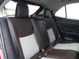 当店は全車『ロングラン保証』付!(1年間、距離無制限 HV車はHV保証付) 別途延長保証もご用意しております♪ ぜひ現車を確認にご来店ください