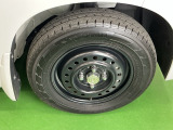 スチールホイールもきれいにクリーニング済です