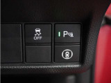◆パーキングセンサーシステム◆車庫入れの時などに近くに障害物がある場合、障害物までの距離を音で知らせてくれます。