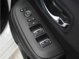 ◆パワーウィンドウスイッチ◆運転席から全席の窓の開閉操作を行うことが出来いつでも換気ができます!