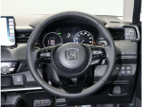 ちょうどいい太さと大きさのハンドルで、運転がしやすいです。