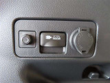 非常時やキャンプなどに役立つAC100Vコンセント付きです。