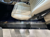 メルセデス・ベンツ中野ALL TIME STARSでは屋根付きの展示場になりますので悪天候の日でも全ての展示車をゆっくりご覧頂けます!