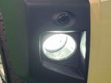 LEDフォグランプ LEDの明るい光が霧の発生や悪天候時に視界確保をサポートします!