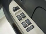 ◆パワーウィンドウスイッチ◆運転席から全席の窓の開閉操作を行うことが出来いつでも換気ができます!
