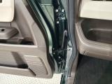 豊富に在庫を取り揃えています。 軽自動車からミニバン、セダン、SUV、話題のハイブリッド車などなど続々入荷中です!