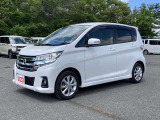 当店で請負います。費用は支払総額に含まれています。 1.契約後〜納車までに法定点検を実施致します。2.支払総額に整備代金を含んでおります。3.点検記録簿が発行されます。※以上3点は支払総額に含まれます