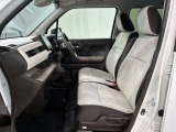 豊富に在庫を取り揃えています。 軽自動車からミニバン、セダン、SUV、話題のハイブリッド車などなど続々入荷中です!