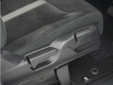 ◆シートハイトアジャスター◆運転席を上下に高さ調節ができます!運転ポジションを体格に合わせてシート調整できます。