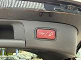 快適なショールームにて、お車選びのお手伝いから、ご購入後の整備待ちまで、ご対応致します。