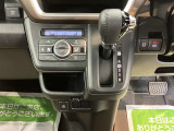 快適にお乗りいただくために、外装を美しく仕上げるだけではなく、内装も細部にいたるまで徹底した清掃・洗浄を実施しております。