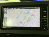 視認性の高い地図表示で、スムーズなナビゲーションを実現します。最新の交通情報に基づいたルート案内で、安全運転をサポートします。