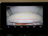 バックモニター装着車は後退時の強い味方です♪車庫入れや縦列駐車の際、後退操作の参考になるガイドラインをナビ画面に表示します。