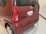車両状態証明書修復歴の有無も一目瞭然。機能や内装・外装、走行距離、修復歴の有無をチェックし、クルマの状態を10段階にした車両状態証明書。数字や記号を使ってわかりやすく表示しています。