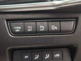 パーキングセンサー装備!駐車時や徐行時に障害物を検知すると音で警告してくれますよ!その他にも緊急ブレーキ等の安全装備が多数装備されています!
