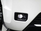 ■LEDヘッドライト■消費電力は少なく、しっかり明るいLEDヘッドライトです♪フロントバンパーにはフォグライトが装着されています!