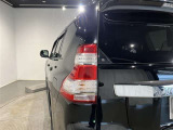 【テールランプ】後車にも分かり易いデザインです。