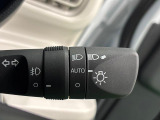 オートライト機能 周囲の明るさに応じて、ヘッドランプを自動的に点灯・消灯ができます。