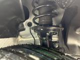 お車を安心してお乗りいただく為には、足回りの定期点検が欠かせません。サービスサポート(有償保証)では無料点検もご提供しており、安心のカーライフをお過ごしいただけるサポート体制が整っています。