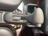 「車両状態証明書」には写真では映りにくい小さい傷や内装の状態も詳しく記載してあります。ご不明な点は遠慮なくお尋ねください。