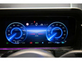 新車でも、サーティファイドカーでも、メルセデスのオーナーになるということは、メルセデスならではの安心と信頼をご購入いただくということ。私たちはそう考えます