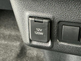 【アクセサリーソケット】12Vの電源は使いやすい位置に装備!用途は様々、スマホの充電やドラレコの電源として役に立ちます♪