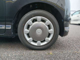 フロント右 タイヤサイズ 155/65R14
