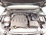 2.0L TDIエンジン搭載!力強い加速と鋭いアクセルレスポンスで、爽快な走りを思いのままに楽しめます。