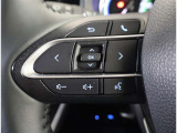 運転中でも手元で操作できます。