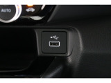 Hondaセンシングの機能のひとつ、アダプティブクルーズコントロール付!アクセルから足を離しても設定したスピードと前車との車間を保ち走行してくれます!車線維持もアシスト☆高速道路で疲労軽減ですね☆