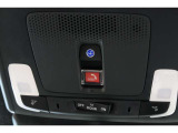 緊急通報ボタンが装備されています。ホンダコネクト対応。ご利用には、Honda Total Care プレミアムのご加入が必要です。