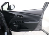 運転席ドア。除菌、消臭済です。