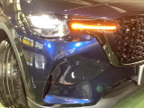 LEDヘッドライト装備!明るい白色光で夜間走行時の高い視認性を確保し、LEDならではの省電力化で低燃費にも貢献しています。