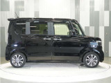 車両本体価格以外に必要な諸費用を含めたお支払総額を表示しています。車両本体価格は安いけれど諸費用が高い!!なんてことにならないよう購入に必要な金額=総額をご確認ください。