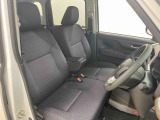 ダイハツ沼津販売の認定U-CARは新車メーカー保証に準じた1年間無償の「まごころ保証」が付いています。また認定車以外でも3ヶ月又は5000kmの保証が付いているのでリーズナブルなお車も安心です。