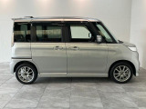 滋賀ダイハツの中古車展示店舗は県内に12か所ございます。琵琶湖を囲むように店舗がございますので、お近くの滋賀ダイハツハッピーの店舗にてご購入頂くことができます!