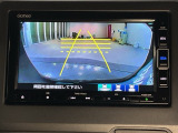 リアカメラ付で、後方をナビ画面で確認。車庫入れも安心です。もちろん、バックギアと連動しています。