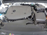インタークーラー付ターボチャージャーDOHC4気筒エンジン。[ガソリン]+電気モーターにより経済的で、小気味良いドライビングをお楽しみいただけます。ぜひ、プラグインハイブリッドシステムをご検討下さい。