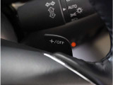 【ステアリングシフトスイッチ】ハンドルから手を離さずに素早くシフトアップ&ダウンができます。お近くの広島マツダまでお越しください。
