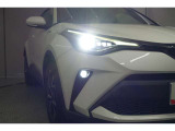 話題のLEDヘッドランプが採用されております! 省電力で長寿命、しかもとても明るく熱くなりにくい性質を持ったライトになります。虫も寄ってきにくい性質も持っております。