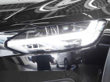 ヘッドライトはLED仕様です トールハンマーと呼ばれるT字型のヘッドライトです