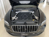 4.0リッターV8ツインターボエンジン+電気モーター