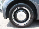 タイヤサイズは、155/65R14です。
