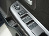◆パワーウィンドウスイッチ◆運転席から全席の窓の開閉操作を行うことが出来いつでも換気ができます!