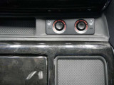 シートヒーター付きです。寒い日も快適なドライブが楽しめます♪