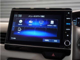 【ディスプレイオーディオ】普段スマホで聴いている音楽も車内スピーカーで聴けます。スマホをつなぐには別途、ケーブル等が必要です。