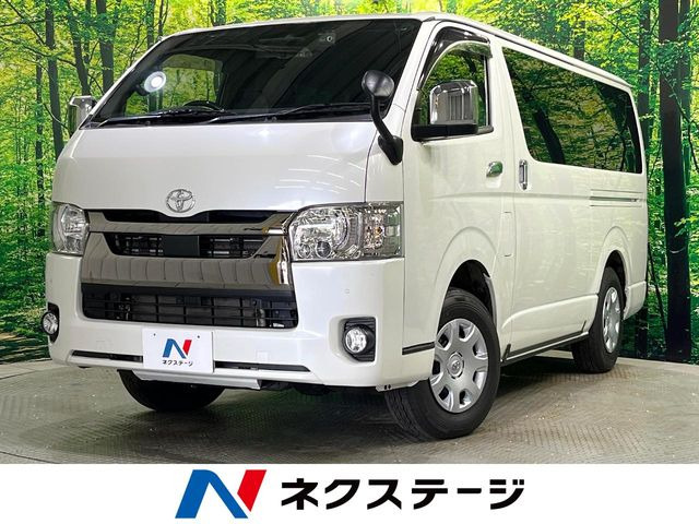 トヨタ ハイエースバン 