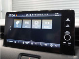 【ディスプレイオーディオ】普段スマホで聴いている音楽も車内スピーカーで聴けます。スマホをつなぐには別途、ケーブル等が必要です。